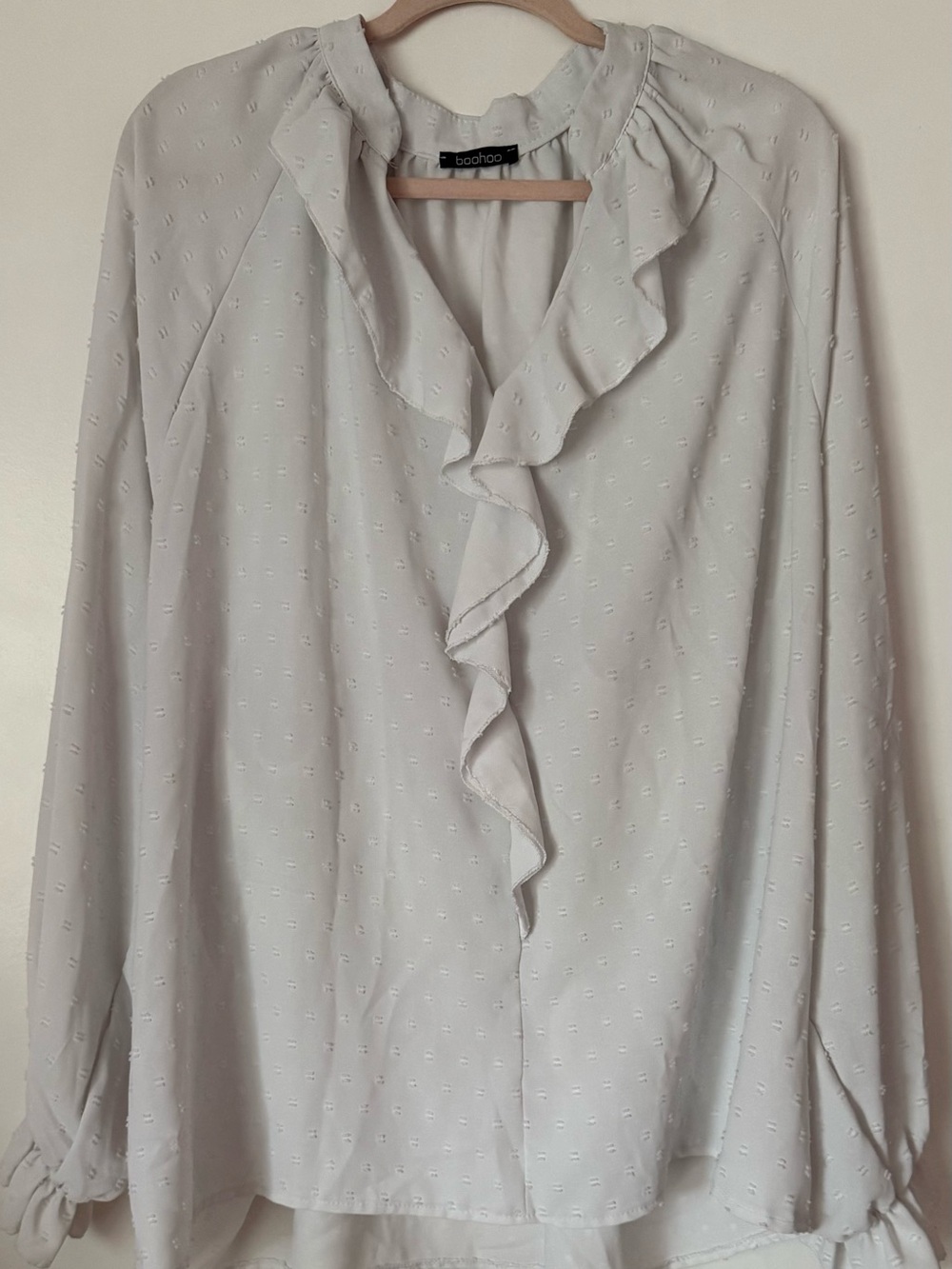 Boohoo Ivory Ruffle Front Long Sleeve Blouse